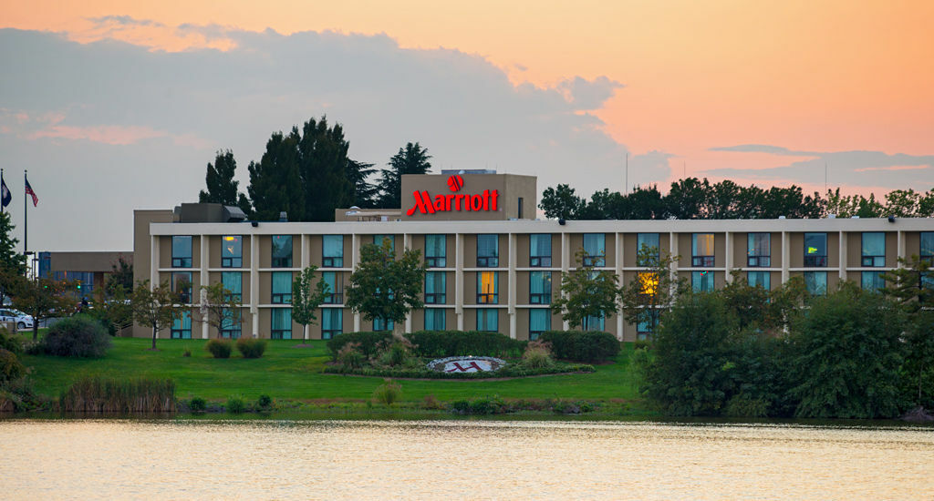 Washington Dulles Airport Marriott Hotel Sterling Ngoại thất bức ảnh